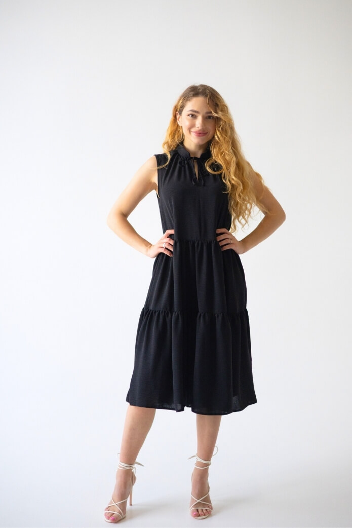Sundress. Color: Black